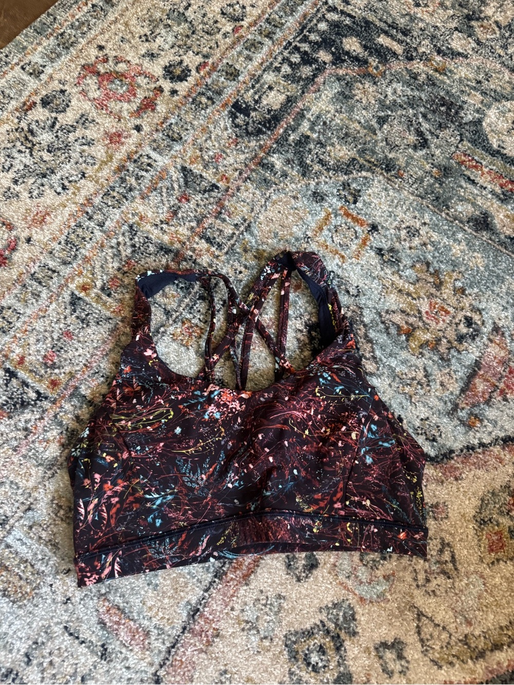 Lululemon free to be serene bra size 6